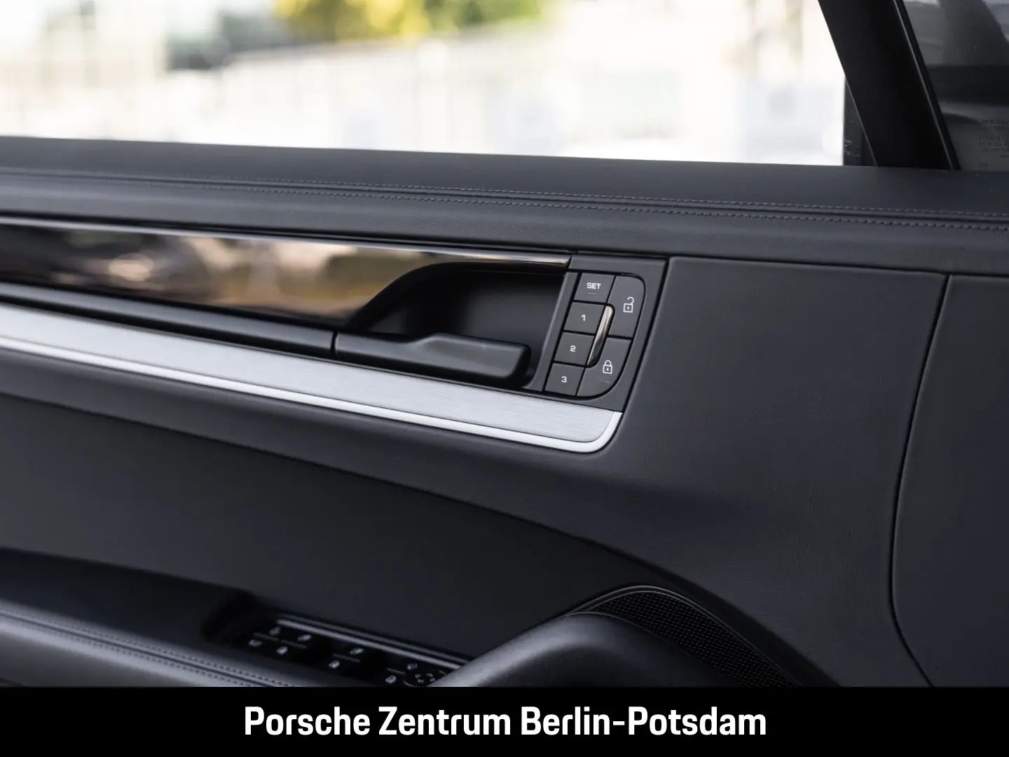 Cayenne E-Hybrid BOSE Luftfederung Panoramadach