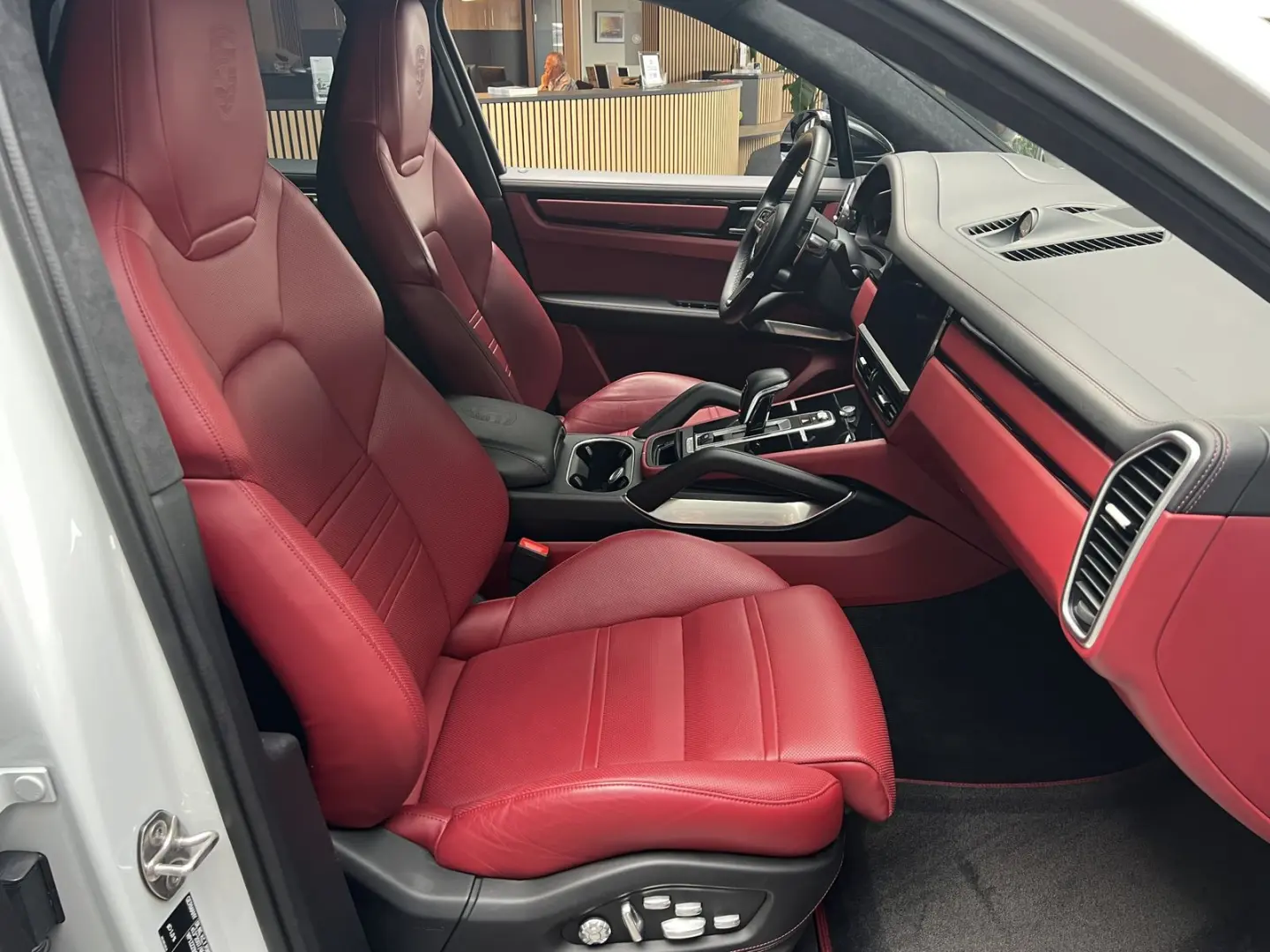 Cayenne Turbo S E-Hybrid NP 207.647€ *Voll*