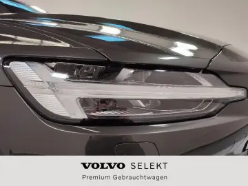 S60 T8 Inscription Plug-In Hybrid