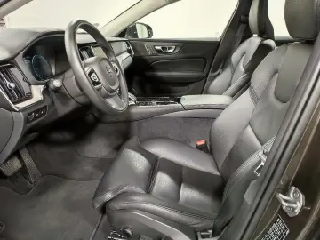 S60 T8 Inscription Plug-In Hybrid