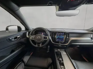 XC60 T8 AWD Recharge R-Design Glasd 21'' PilotAs