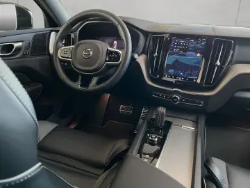 XC60 T8 AWD Recharge R-Design Glasd 21'' PilotAs