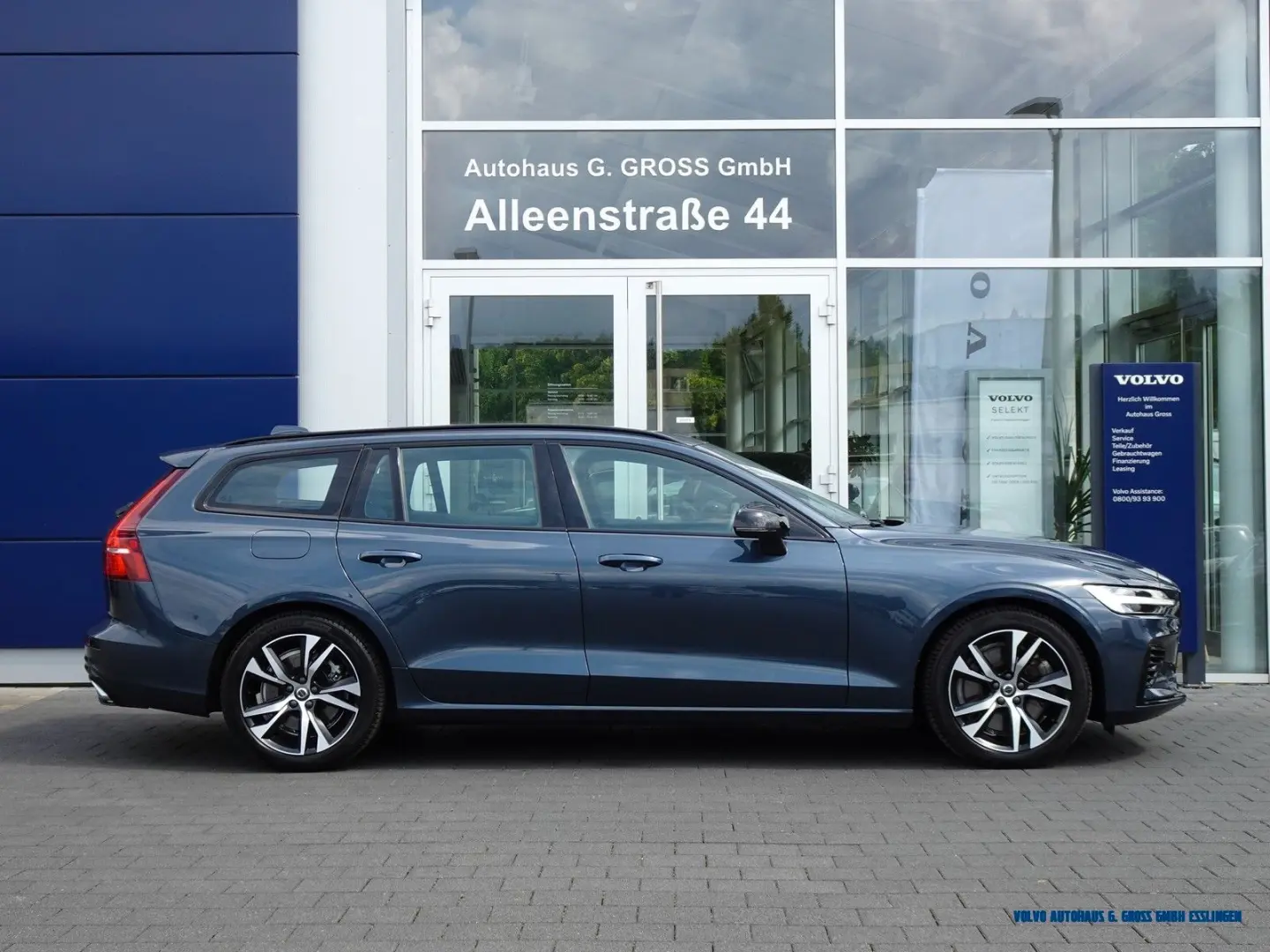 V60 T8 AWD Recharge Geartronic R-Design