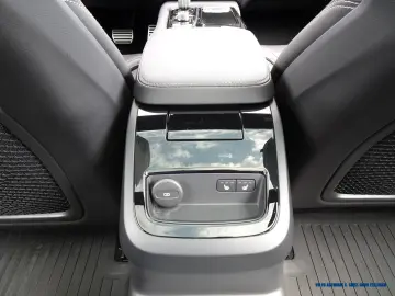 V60 T8 AWD Recharge Geartronic R-Design