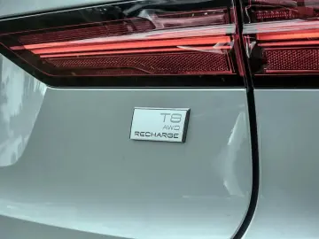 V90 T8 Twin Engine AWD R-Design SHZ H/K HGSD LED