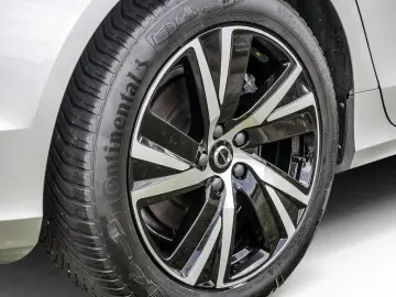 V90 T8 Twin Engine AWD R-Design SHZ H/K HGSD LED