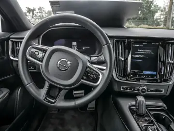V90 T8 Twin Engine AWD R-Design SHZ H/K HGSD LED
