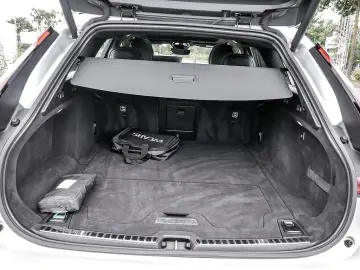 V90 T8 Twin Engine AWD R-Design SHZ H/K HGSD LED