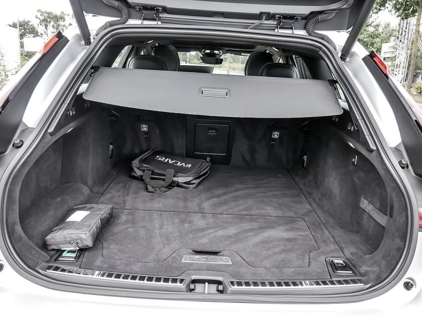 V90 T8 Twin Engine AWD R-Design SHZ H/K HGSD LED