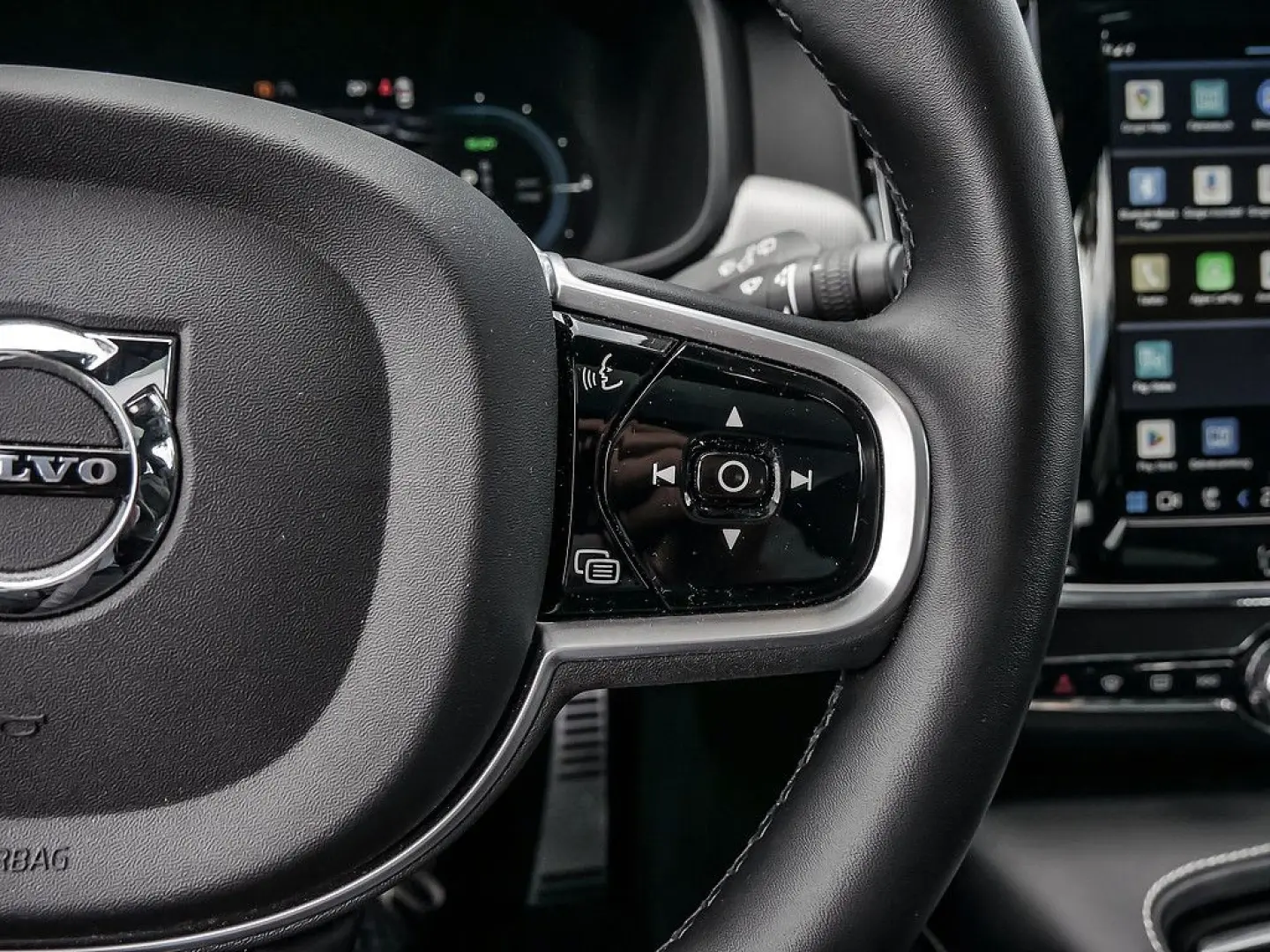 V90 T8 Twin Engine AWD R-Design SHZ H/K HGSD LED