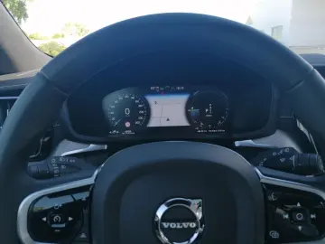V60 T8 AWD Recharge Plus Dark 360° AHK H&K LHZ