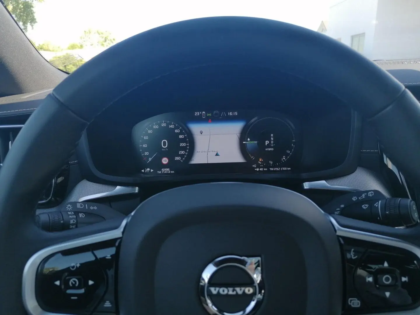 V60 T8 AWD Recharge Plus Dark 360° AHK H&K LHZ