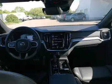V60 T8 AWD Recharge Plus Dark 360° AHK H&K LHZ