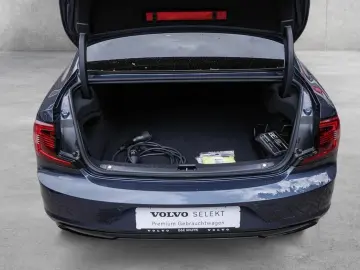 S90 T8 Ultimate Dark Recharge Plug-In Hybrid AWD