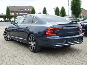 S90 Recharge Ultimate Brigh T8 AWD B&W/PANO/LUFT