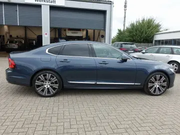 S90 Recharge Ultimate Brigh T8 AWD B&W/PANO/LUFT