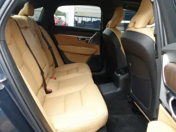 S90 Recharge Ultimate Brigh T8 AWD B&W/PANO/LUFT