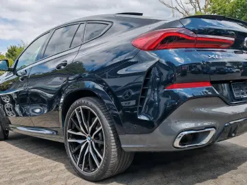 X6 xDrive 30 d M Sport Carbon Alkantara