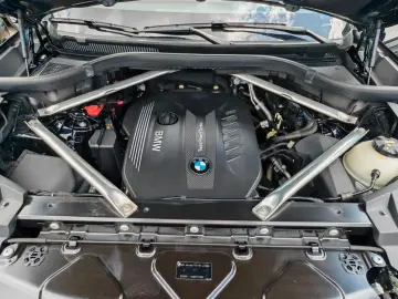 X6 xDrive 30 d M Sport Carbon Alkantara