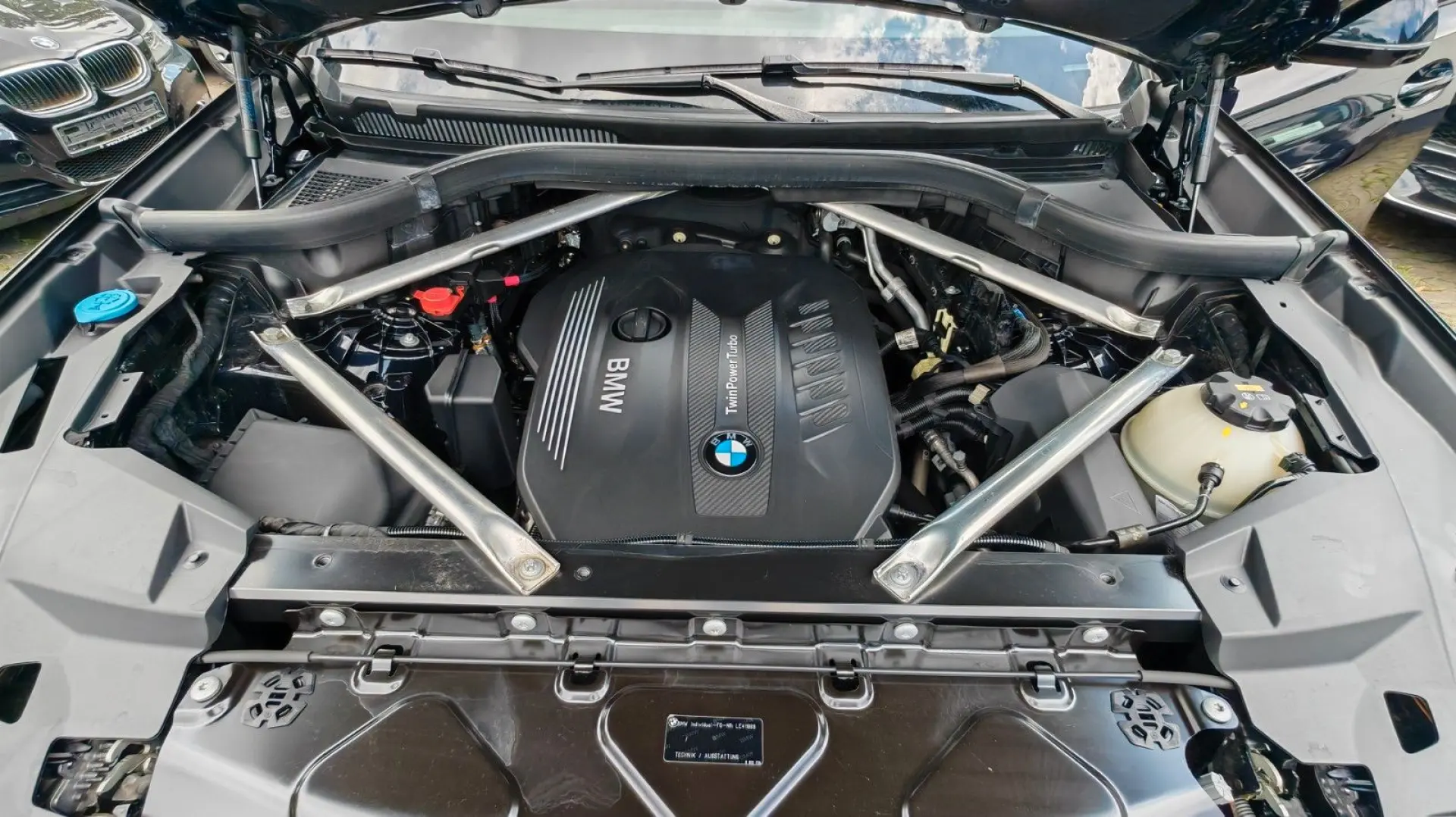 X6 xDrive 30 d M Sport Carbon Alkantara