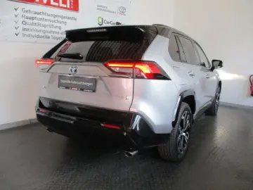 RAV4 Plug-in Hybrid 4x4, Style-Paket
