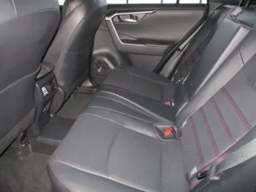 RAV4 Plug-in Hybrid 4x4, Style-Paket