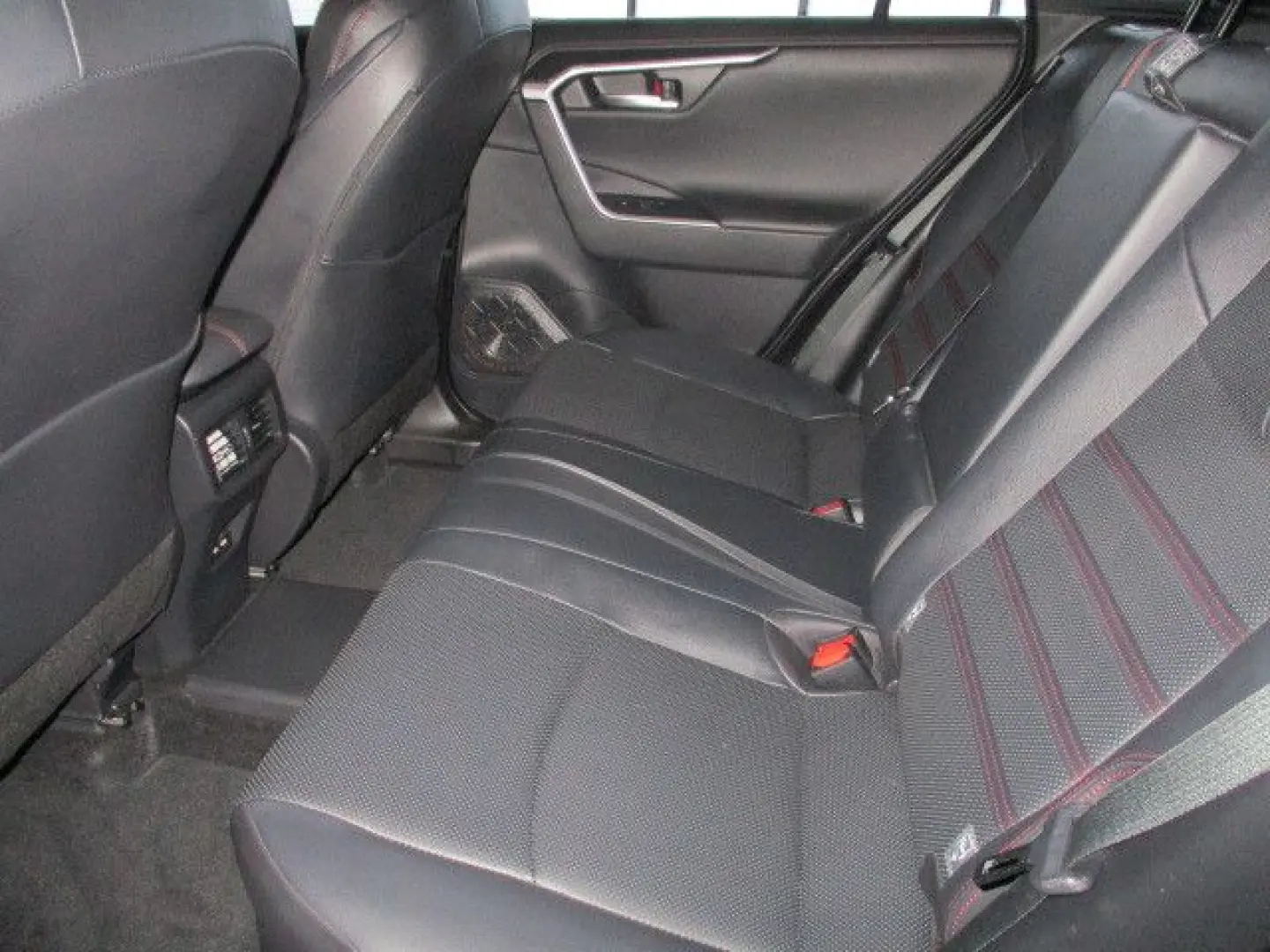 RAV4 Plug-in Hybrid 4x4, Style-Paket