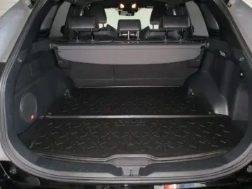 RAV4 Plug-in Hybrid 4x4, Style-Paket