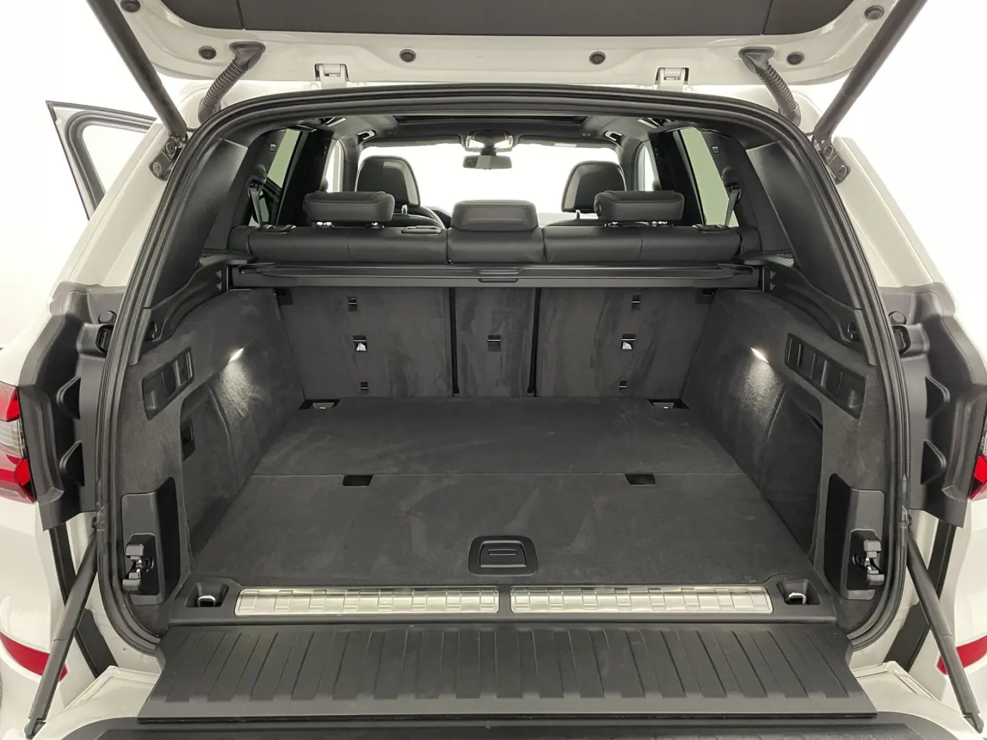 X5 xDrive45e M Sport NAVI HUD LASER 360° PANO SH