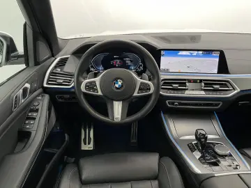 X5 xDrive45e M Sport NAVI HUD LASER 360° PANO SH