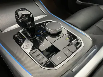 X5 xDrive45e M Sport NAVI HUD LASER 360° PANO SH