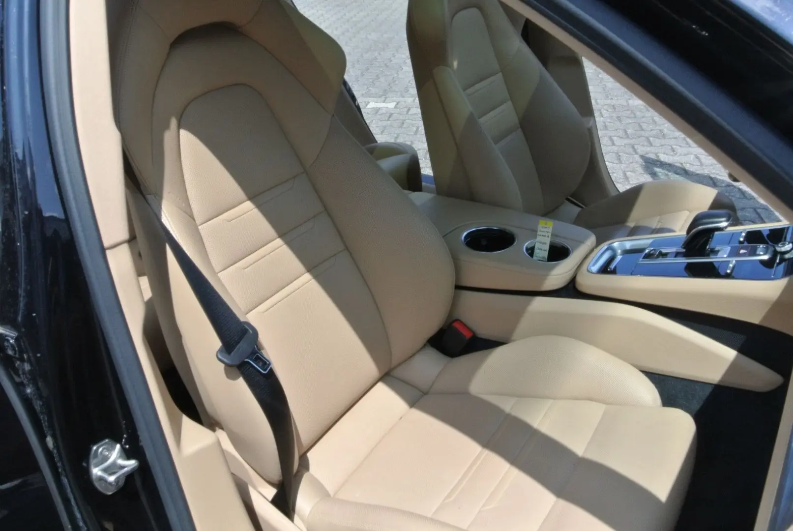 Panamera 4 E-Hybrid Platinum Edi,21
