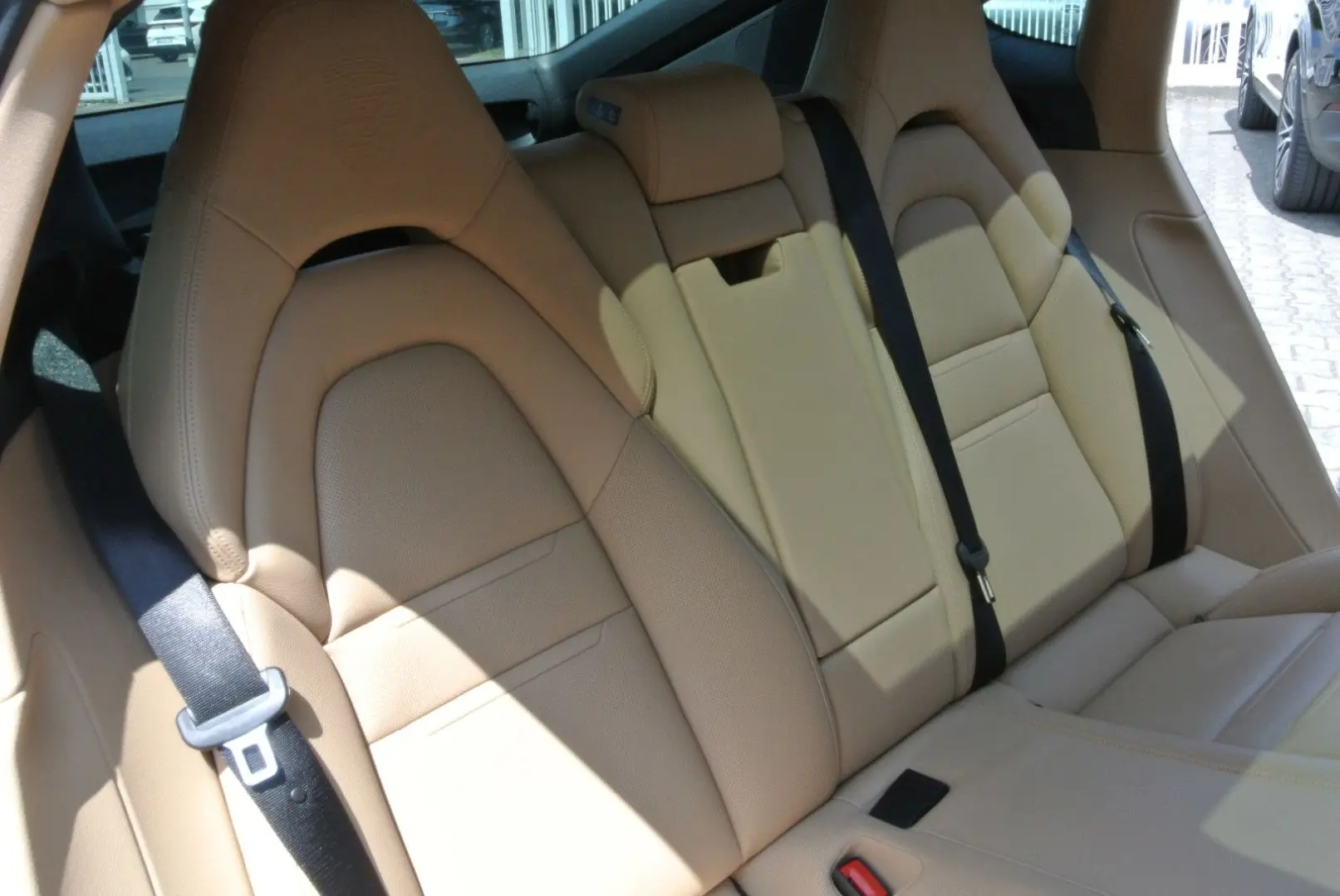 Panamera 4 E-Hybrid Platinum Edi,21