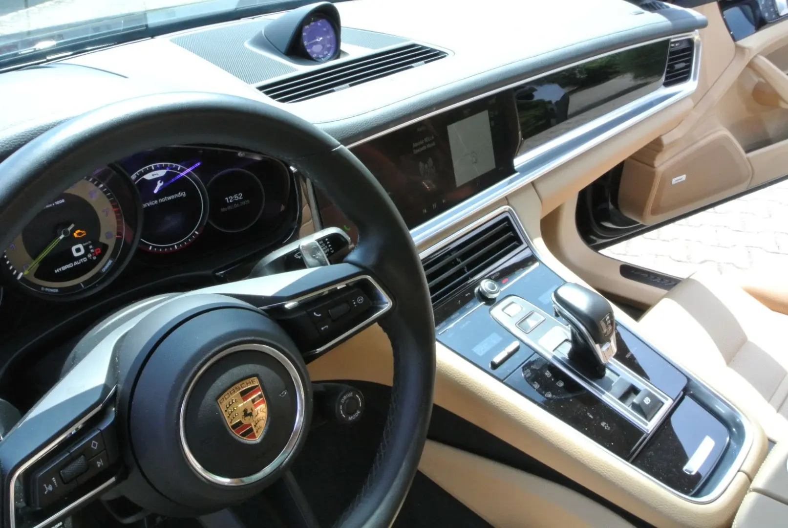 Panamera 4 E-Hybrid Platinum Edi,21