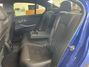 D3 S xDrive Laser H&K Lhz Shz Standheiz. DAB