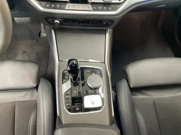 D3 S xDrive Laser H&K Lhz Shz Standheiz. DAB