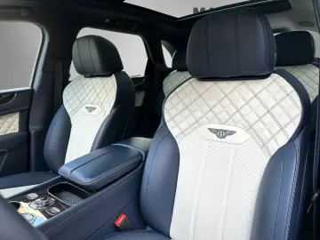 Bentayga V8 First Edition 1.Hand BentleyGarantie