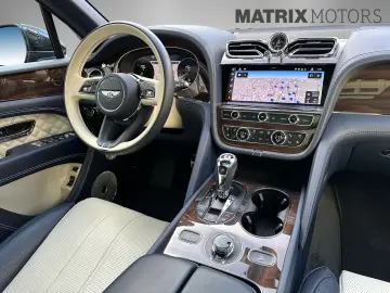 Bentayga V8 First Edition 1.Hand BentleyGarantie