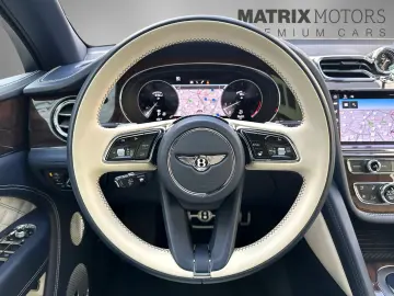 Bentayga V8 First Edition 1.Hand BentleyGarantie