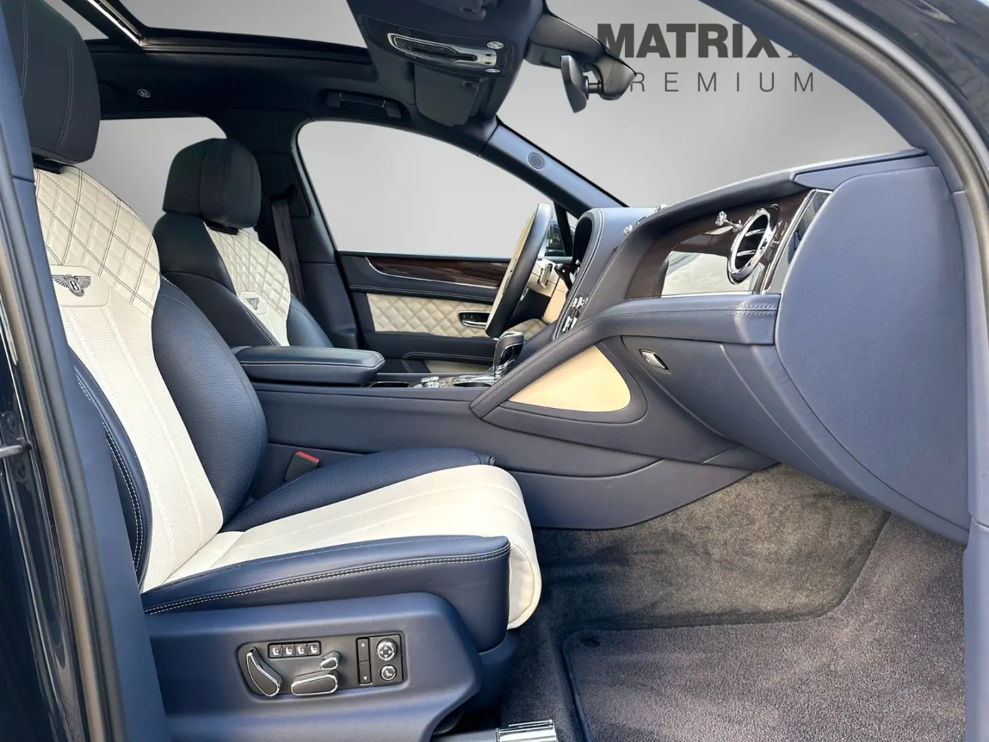 Bentayga V8 First Edition 1.Hand BentleyGarantie