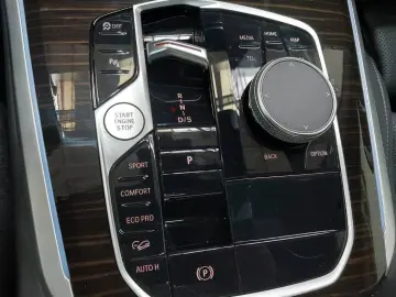 X5 30 xDr DrivingAss+ Widescr HeadUp Pano 360Kam