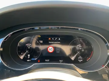 New Bentayga EWB V8 Azure First Edition