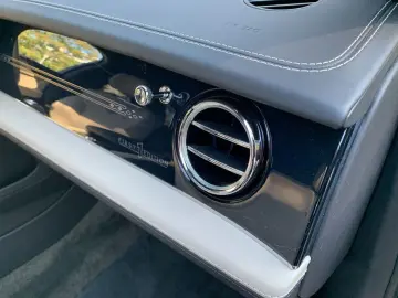 New Bentayga EWB V8 Azure First Edition