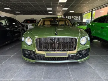 Flying Spur S V8- Carbon- B&O- Pano