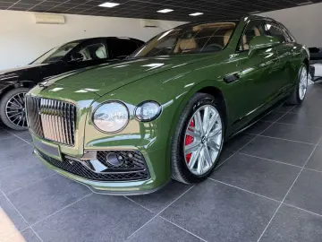 Flying Spur S V8- Carbon- B&O- Pano