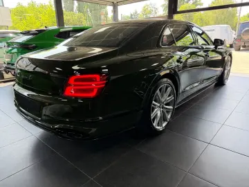 Flying Spur S V8- Carbon- B&O- Pano