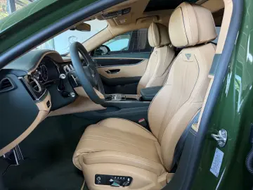 Flying Spur S V8- Carbon- B&O- Pano
