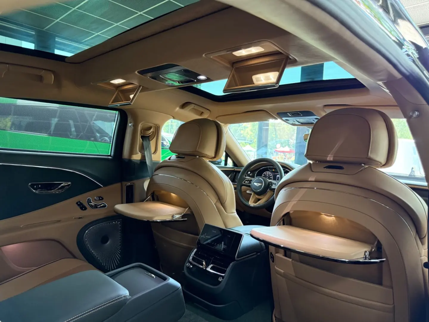 Flying Spur S V8- Carbon- B&O- Pano