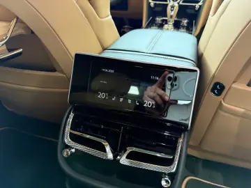 Flying Spur S V8- Carbon- B&O- Pano