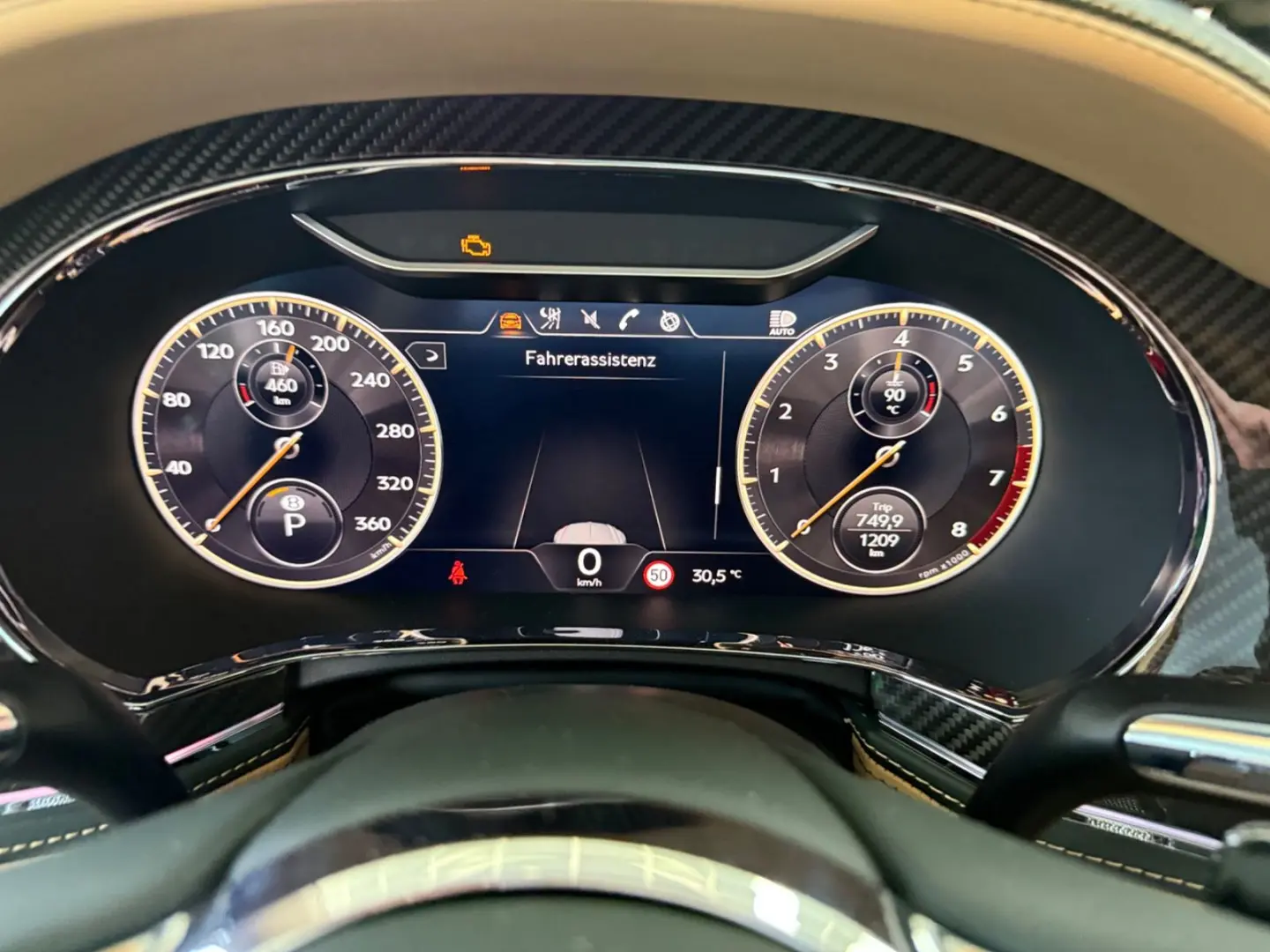 Flying Spur S V8- Carbon- B&O- Pano